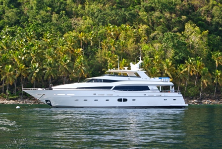 Luxury Yacht Picnic