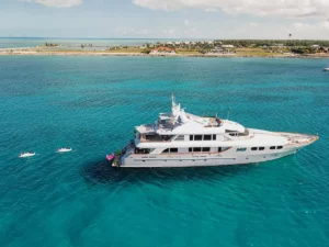M3 Bahamas Motor Yacht