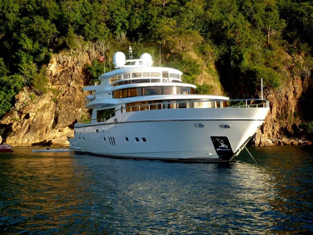 St Lucia Motor Yacht Charters